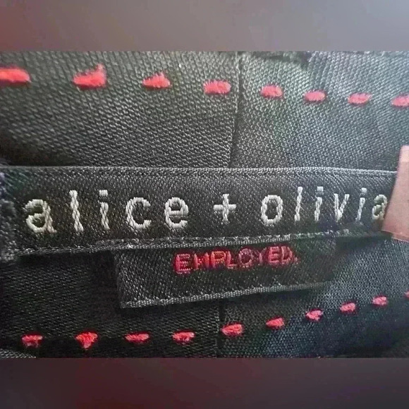 Alice + Olivia “Employed” Wool Single Pleat Cuffed And Cropped Pants Size 4 EUC! - Picture 7 of 7